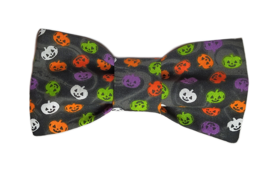 MICHI PAPILLON Mini Pumpkins Bright Halloween Bow Tie